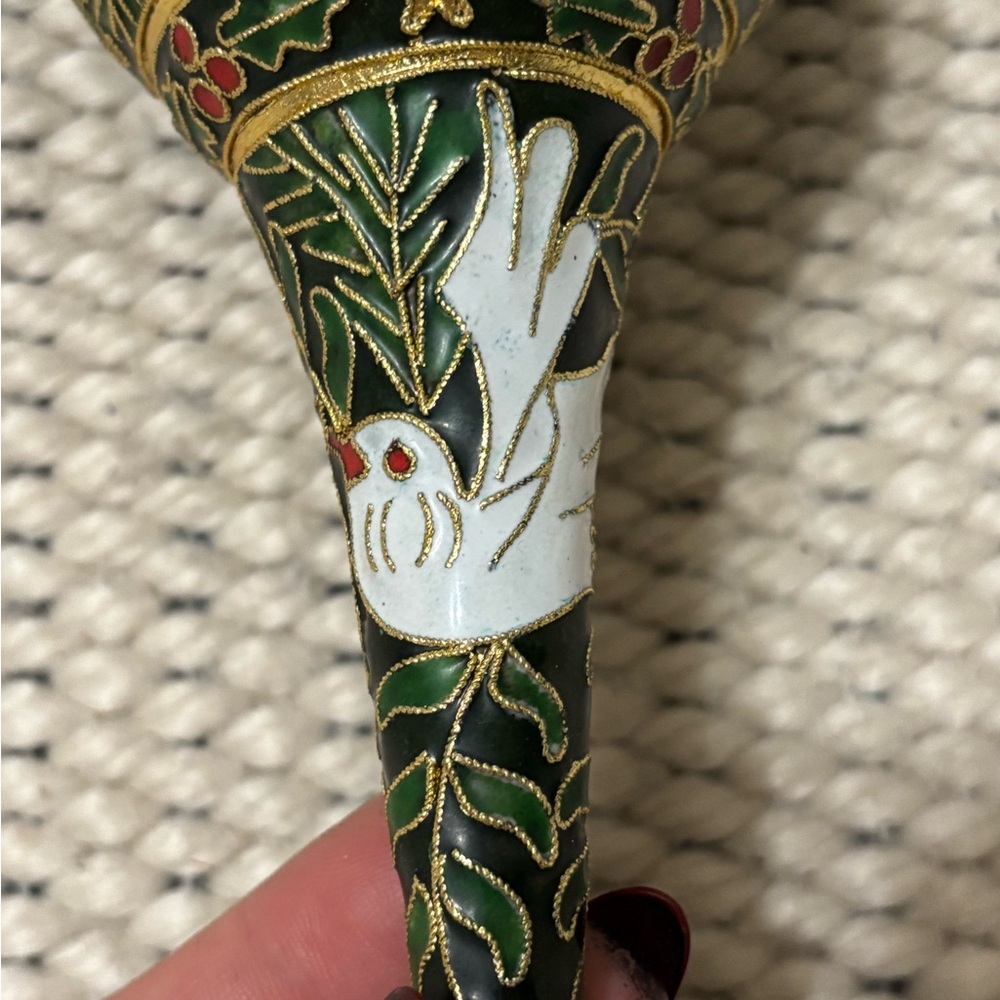 EUC vintage cloisonné Christmas ornament featuring a white dove and holly leaves - Picture 5 of 5